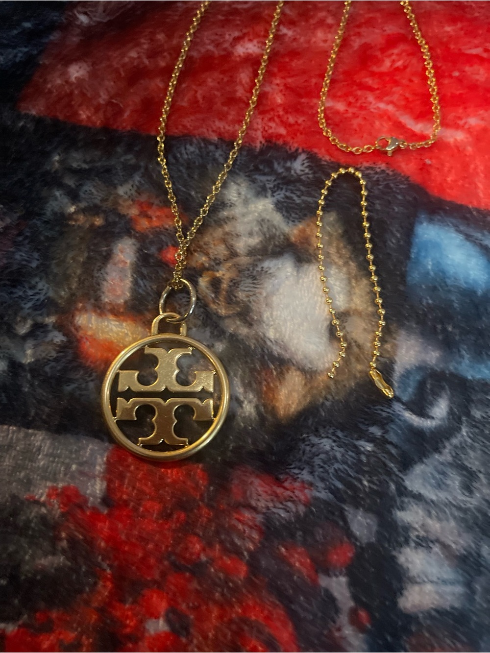 Tory Burch Gold Circular Logo Pendant Necklace or Purse Hangtag - Picture 2 of 4